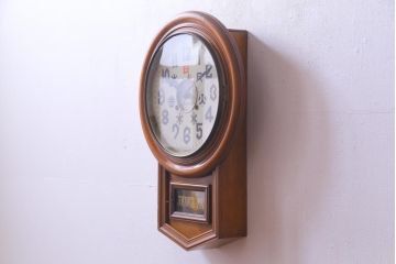アンティーク雑貨　AKAHOSHI(赤星時計)　手巻き　可愛らしいデザインの曜日付掛時計(柱時計、振り子時計)