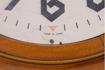 アンティーク雑貨　AKAHOSHI(赤星時計)　手巻き　可愛らしいデザインの曜日付掛時計(柱時計、振り子時計)