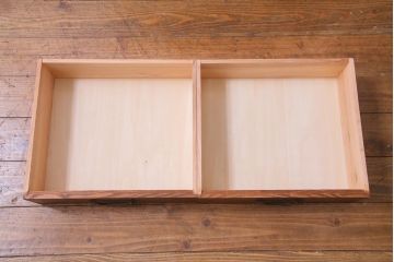ラフジュ工房オリジナル　前板栗材　引き出し付き　両面ガラス　古い建具を活用した収納棚(組子、戸棚、キャビネット)