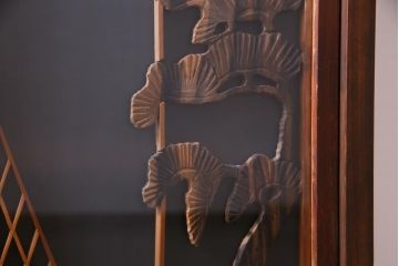 ラフジュ工房オリジナル　前板栗材　引き出し付き　両面ガラス　古い建具を活用した収納棚(組子、戸棚、キャビネット)