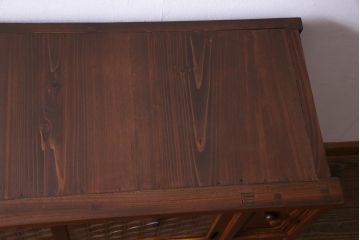 アンティーク家具　大正昭和初期　前面ケヤキ材　漆塗り　組子細工　ひょうたん型の取っ手が遊び心感じる収納棚(戸棚)