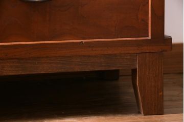 アンティーク家具　大正昭和初期　前面ケヤキ材　漆塗り　組子細工　ひょうたん型の取っ手が遊び心感じる収納棚(戸棚)