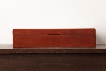アンティーク雑貨　中古 スイス　FREDERIQUE CONSTANT(フレデリック・コンスタント)　桜材製の上品なウォッチケース(収納箱、アクセサリーケース)