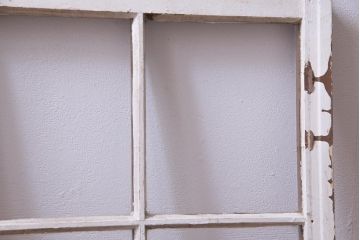 ジャンク品　フランスアンティーク　古いペイントの質感がシャビーなガラス窓