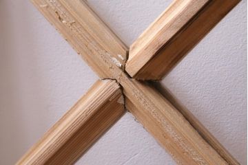 アンティーク雑貨　ジャンク品　フランスアンティーク　DIY　年月を重ねた古い木の風合いが味のある明り取り(ディスプレイ)
