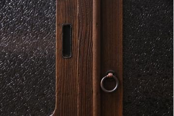 レトロ家具　昭和レトロ　桐材　丸みを帯びたフォルムのリメイクローボード(戸棚、テレビボード)