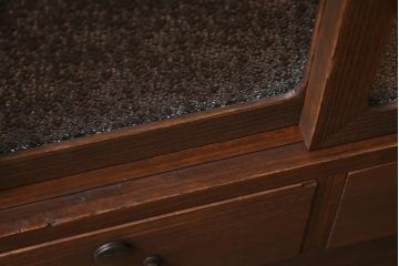 レトロ家具　昭和レトロ　桐材　丸みを帯びたフォルムのリメイクローボード(戸棚、テレビボード)