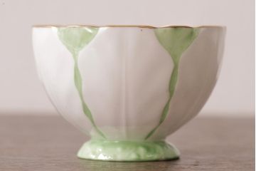 イギリスアンティーク　AYNSLEY(エインズレイ) バタフライ　カップ&ソーサー(洋食器)