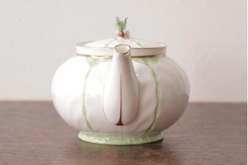 イギリスアンティーク　AYNSLEY(エインズレイ) バタフライ(蝶々)　グリーン　ティーセット(ティーポット、シュガーポット、クリーマー)