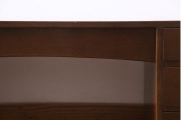 レトロ家具　昭和レトロ　樺(カバ)材　なめらかな質感のシンプルな引き出し付き文机(座机)