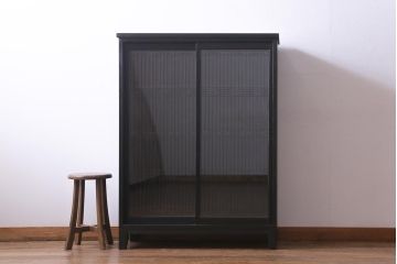 ラフジュ工房オリジナル　古い書院戸を活かした和モダンな脚付き戸棚(組子、収納棚)(2)