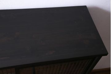 ラフジュ工房オリジナル　古い書院戸を活かした和モダンな脚付き戸棚(組子、収納棚)(2)
