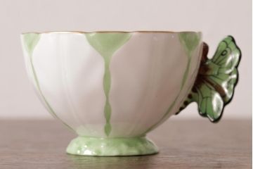 イギリスアンティーク　AYNSLEY(エインズレイ) バタフライ(蝶々)　カップ&ソーサー2客セット(洋食器)