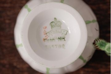 イギリスアンティーク　AYNSLEY(エインズレイ) バタフライ(蝶々)　デミタスカップ&ソーサー2客セット(洋食器)(2)