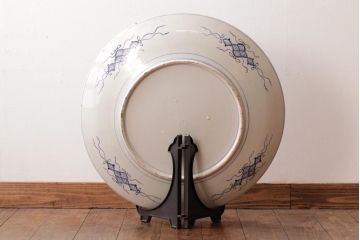 古民具・骨董　色絵　鮮やかな色使いが目を引く鳳凰紋の二尺大皿(絵皿、飾り皿)