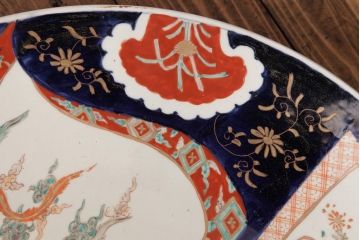 古民具・骨董　色絵　鮮やかな色使いが目を引く鳳凰紋の二尺大皿(絵皿、飾り皿)
