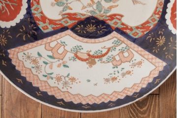 古民具・骨董　色絵　鮮やかな色使いが目を引く鳳凰紋の二尺大皿(絵皿、飾り皿)