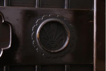 ラフジュ工房オリジナル　透かし彫りが上品な引き戸のリメイク収納棚(戸棚)