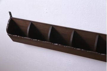 レトロ家具　昭和レトロ　横長型　珍しいデザインの壁掛けレターラック(状差し、ウォールラック)
