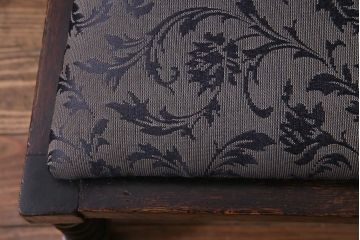 アンティーク家具　イギリスアンティーク　背もたれのデザインが印象的なダイニングチェア(椅子)(1)