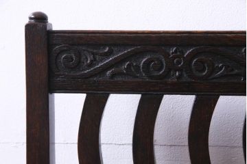 アンティーク家具　イギリスアンティーク　背もたれのデザインが印象的なダイニングチェア(椅子)(3)