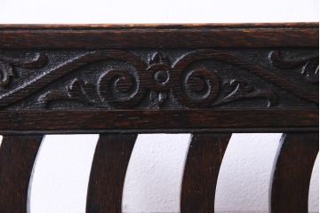 アンティーク家具　イギリスアンティーク　背もたれのデザインが印象的なダイニングチェア(椅子)(3)