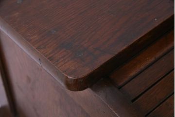 アンティーク家具　和製アンティーク　ナラ材　重厚な佇まいが風格感じるロールトップデスク(片袖机)
