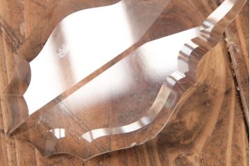フランスビンテージ　縦長で存在感のあるガラスドロップシャンデリア(4灯、天井照明、吊り下げ照明)