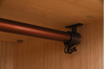 中古　伝統工芸　岩谷堂箪笥　北上洋服K-08　伝統美あふれる作りが美しいワードローブ(洋服タンス)(定価約81万円)