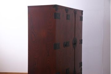 中古　伝統工芸　岩谷堂箪笥　北上洋服K-08　伝統美あふれる作りが美しいワードローブ(洋服タンス)(定価約81万円)