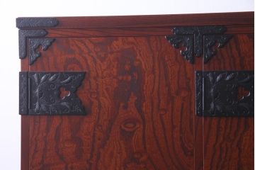 中古　伝統工芸　岩谷堂箪笥　北上洋服K-08　伝統美あふれる作りが美しいワードローブ(洋服タンス)(定価約81万円)