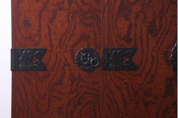 中古　伝統工芸　岩谷堂箪笥　北上洋服K-08　伝統美あふれる作りが美しいワードローブ(洋服タンス)(定価約81万円)