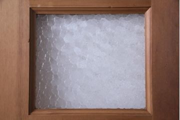 フランスアンティーク　幅狭　ナチュラルな風合いが温かみを感じる木製ガラスドア(木製扉)