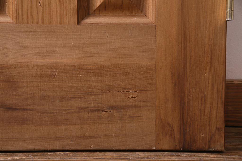 フランスアンティーク　幅狭　ナチュラルな風合いが温かみを感じる木製ガラスドア(木製扉)