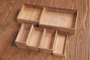 明治大正期　工芸品　総桑材　からくり施された指物家具の小引き出し(小物収納)