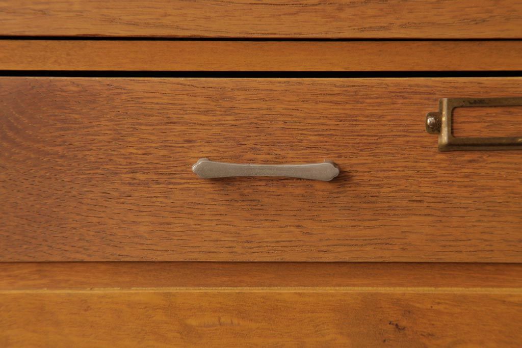 レトロ家具　昭和レトロ　ナラ材　ネームプレート付き　あたたかな色味の小引き出し(小物収納)