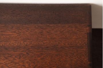 レトロ家具　和製アンティーク　昭和初期　木の温かみ感じるレトロな小引き出し(小物収納)