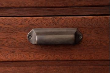 レトロ家具　和製アンティーク　昭和初期　木の温かみ感じるレトロな小引き出し(小物収納)