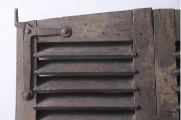 フランスアンティーク　両開き　シャビーシックな空間におすすめなルーバー扉1対(両開き戸、建具)