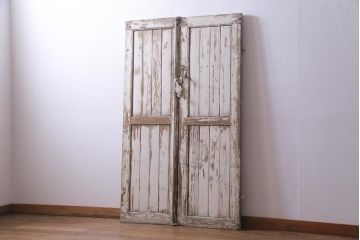 ジャンク品　フランスアンティーク　シャビーシックな空間におすすめな2枚扉(両開き戸、建具)