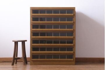 レトロ家具　昭和レトロ　古い木の味わいが魅力的な糸ケース(引き出し、小物収納)(1)