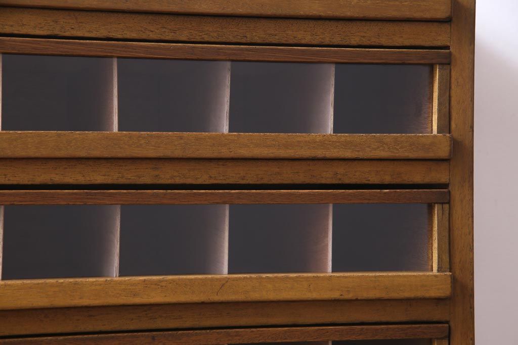 レトロ家具　昭和レトロ　古い木の味わいが魅力的な糸ケース(引き出し、小物収納)(2)