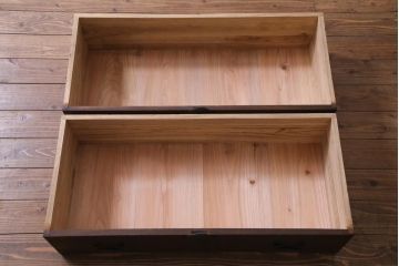 ラフジュ工房オリジナル　リメイク家具　箪笥の引き出しを活用した脚付きリビングボード(ローボード、収納棚)