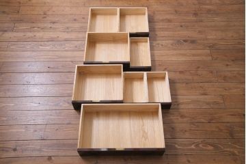 中古　伝統家具　仙台箪笥　唐獅子　豪華な金具が迫力のある片開き小箪笥(引き出し)
