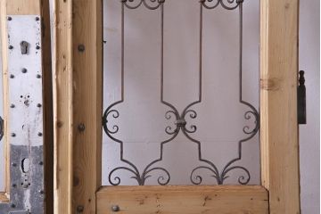 フランスアンティーク　両開き　アイアングリルがおしゃれな木製2枚扉(ドア1対、建具)