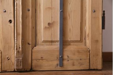 フランスアンティーク　両開き　アイアングリルがおしゃれな木製2枚扉(ドア1対、建具)