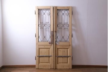 フランスアンティーク　両開き　アイアングリルがおしゃれな木製2枚扉(ドア1対、建具)