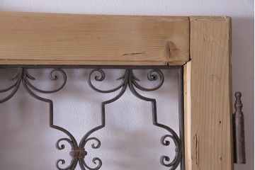 フランスアンティーク　両開き　アイアングリルがおしゃれな木製2枚扉(ドア1対、建具)
