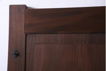 和製アンティーク　総ケヤキ材　ダイナミックな杢目を堪能できる木製戸(蔵戸、建具、玄関戸)(1)