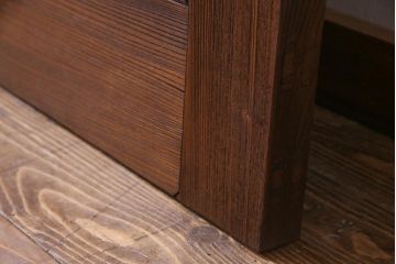 和製アンティーク　総ケヤキ材　ダイナミックな杢目を堪能できる木製戸(蔵戸、建具、玄関戸)(1)